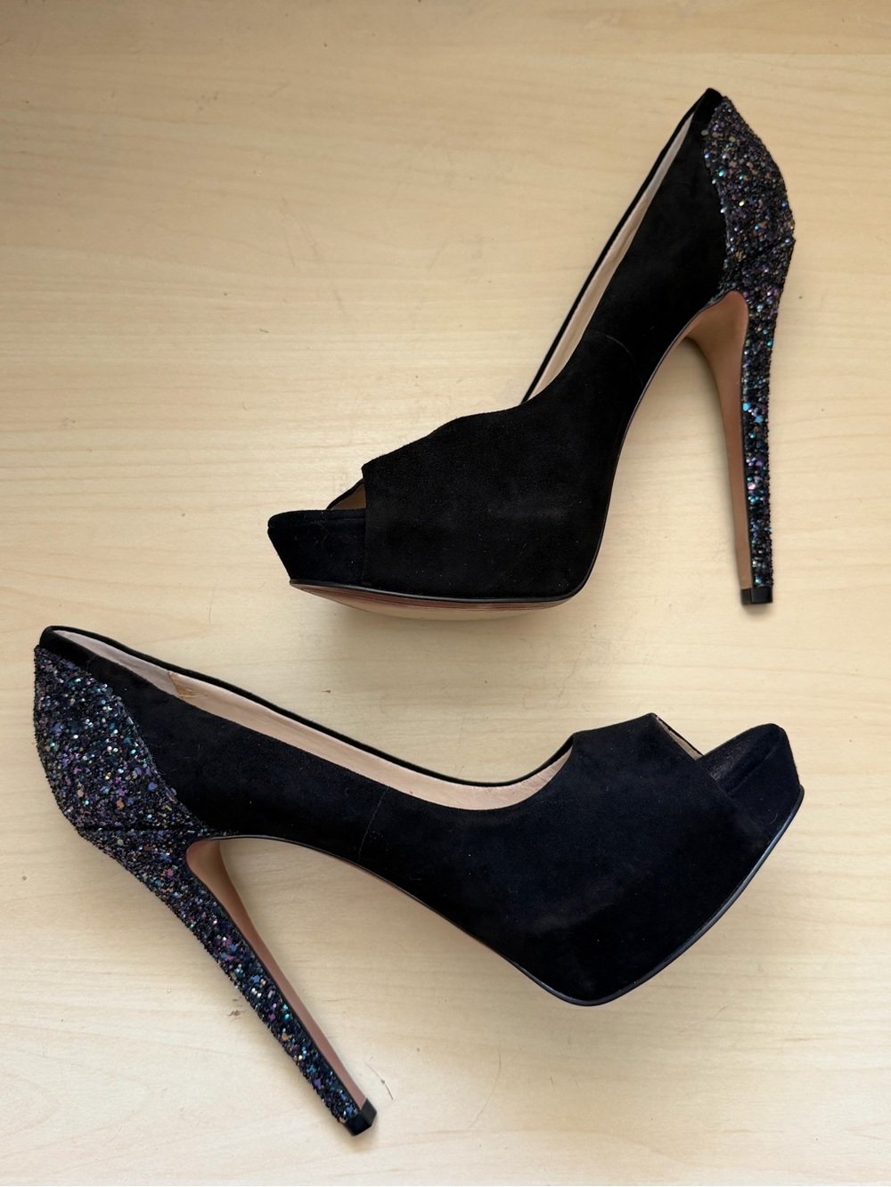 💐BOUTIQUE 9💐 Suede Purple Glitter Pumps - Picture 2 of 13